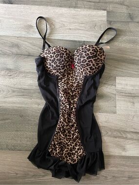 Daisy Fuentes Black and Leopard Print Bustier lingerie